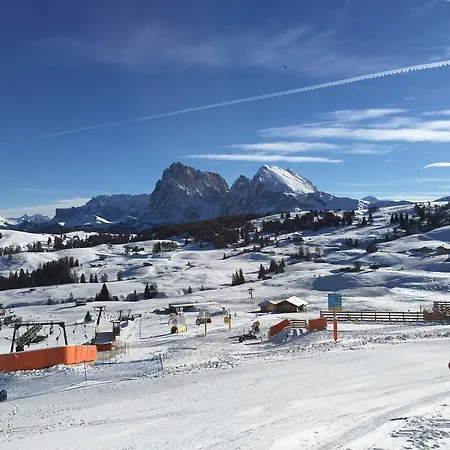 Aparthotel Camera Alpe Di Siusi *