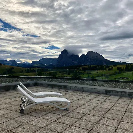 Aparthotel Camera Alpe Di Siusi Seiser Alm